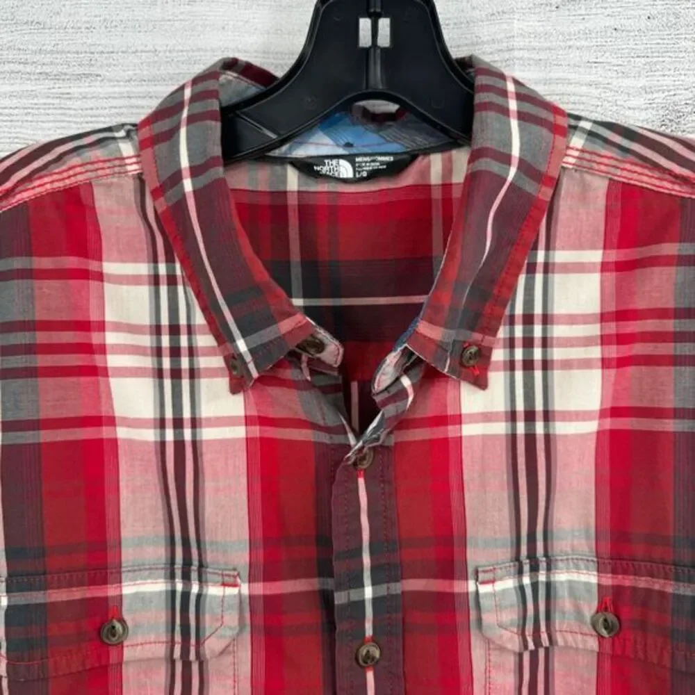 The North Face Men's Red Plaid Short Sleeve Button-Down Shirt Outdoor Casual L/G